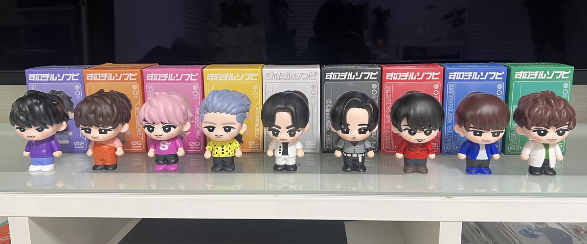 Man ON すのチルソフビポーチ 9色　雪の結晶チャーム付き SnowMan ON すのチルソフビポーチ 9色 雪の結晶チャーム付き Snow Man