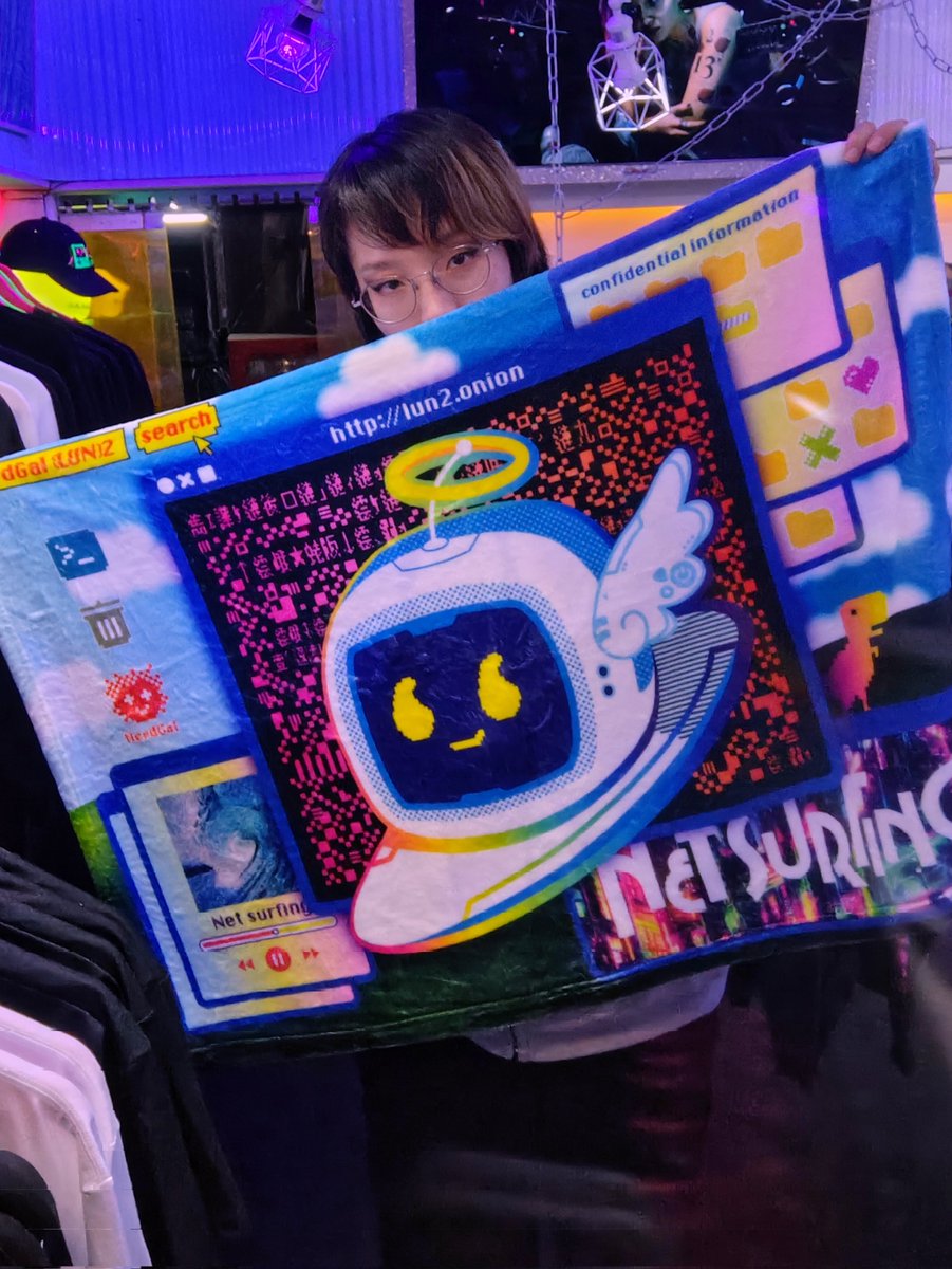 るんるんストアナードギャル👾大阪日本橋のデザイナーショップ