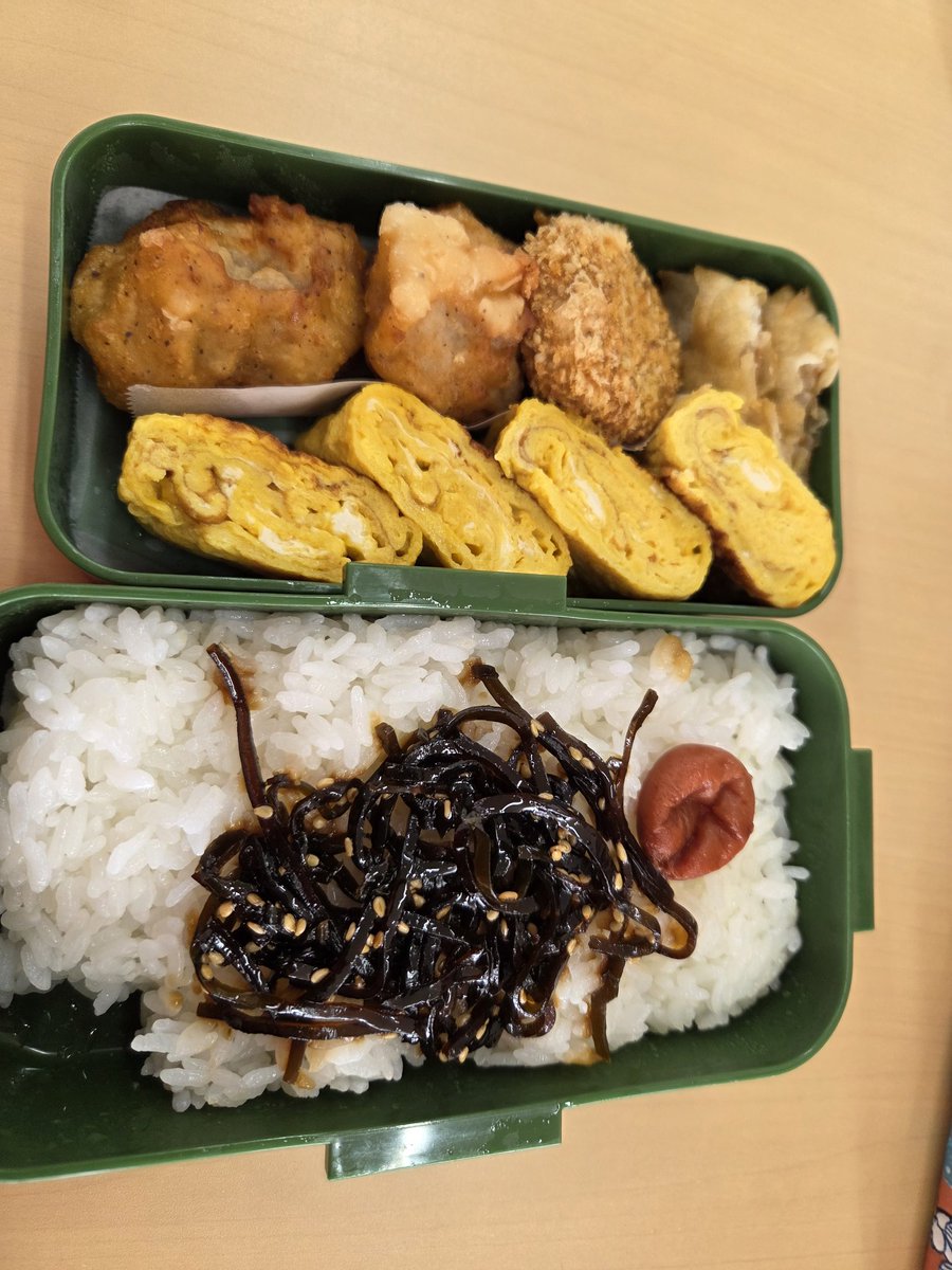 休憩～。
多分、神戸で一番玉子焼きが好きな男の昼めし☀️🍴