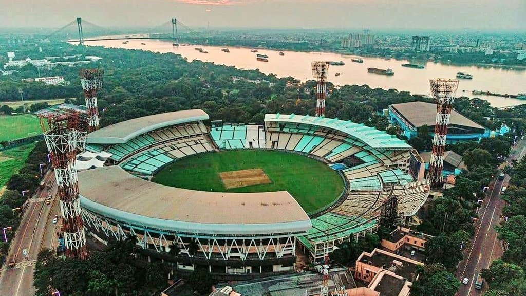 rahulphys's tweet photo. Welcome Test Cricket 🏏 

Test cricket returns to Iconic Eden Gardens after 6 years! 🏟 [2182 days later]

#কলকাতা #IndvsSA #EdenGardens https://t.co/wh8Zwu66UK