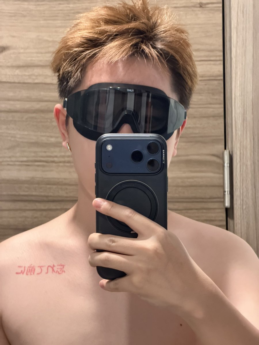 𝑫𝒂𝒏𝒚𝒆 tweet media
