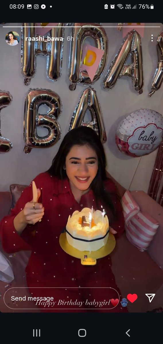 S90193Harman's tweet photo. New story of hiba Nawab mam on Instagram celebrated her birthday with her friends and co actor of jhanak https://t.co/wk7CYXZy6x