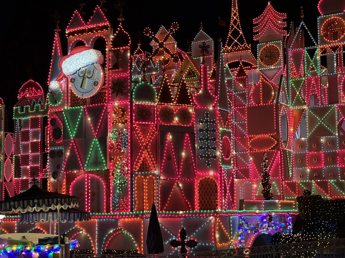 Sabrina_McD's tweet photo. @disneytipsguy https://t.co/FBO08yHP2L