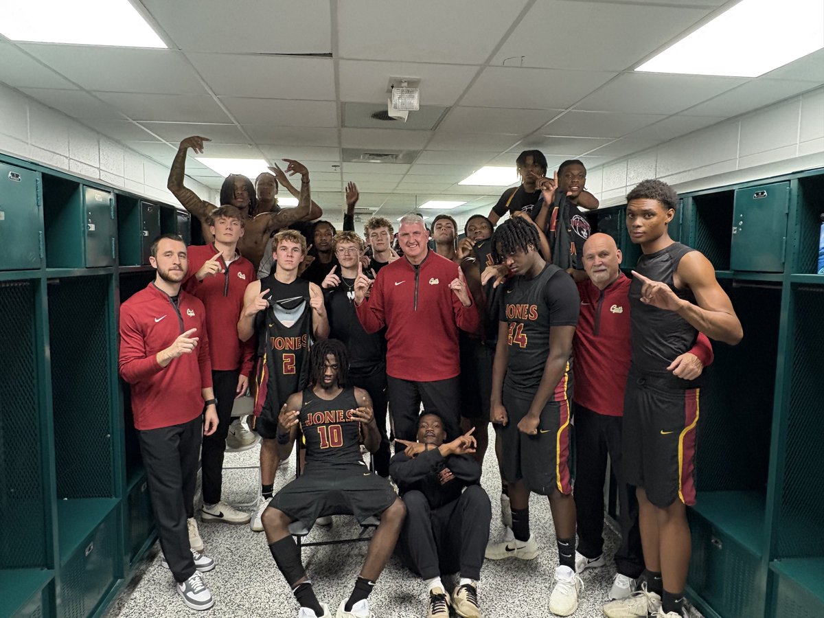 Newton Mealer 🏀 tweet media