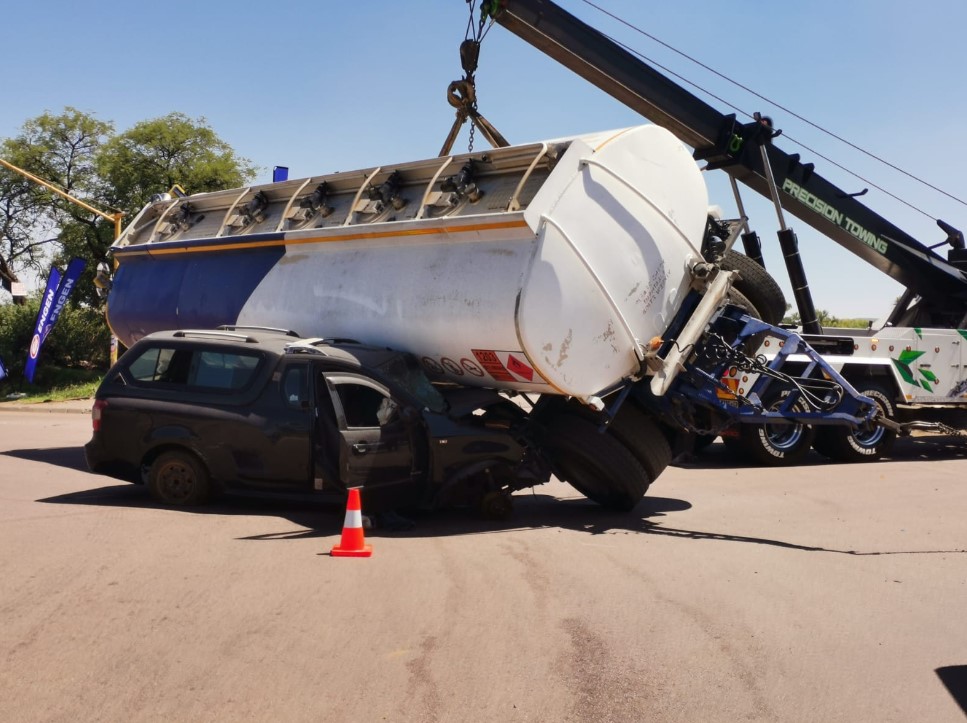 Arrive Alive tweet media