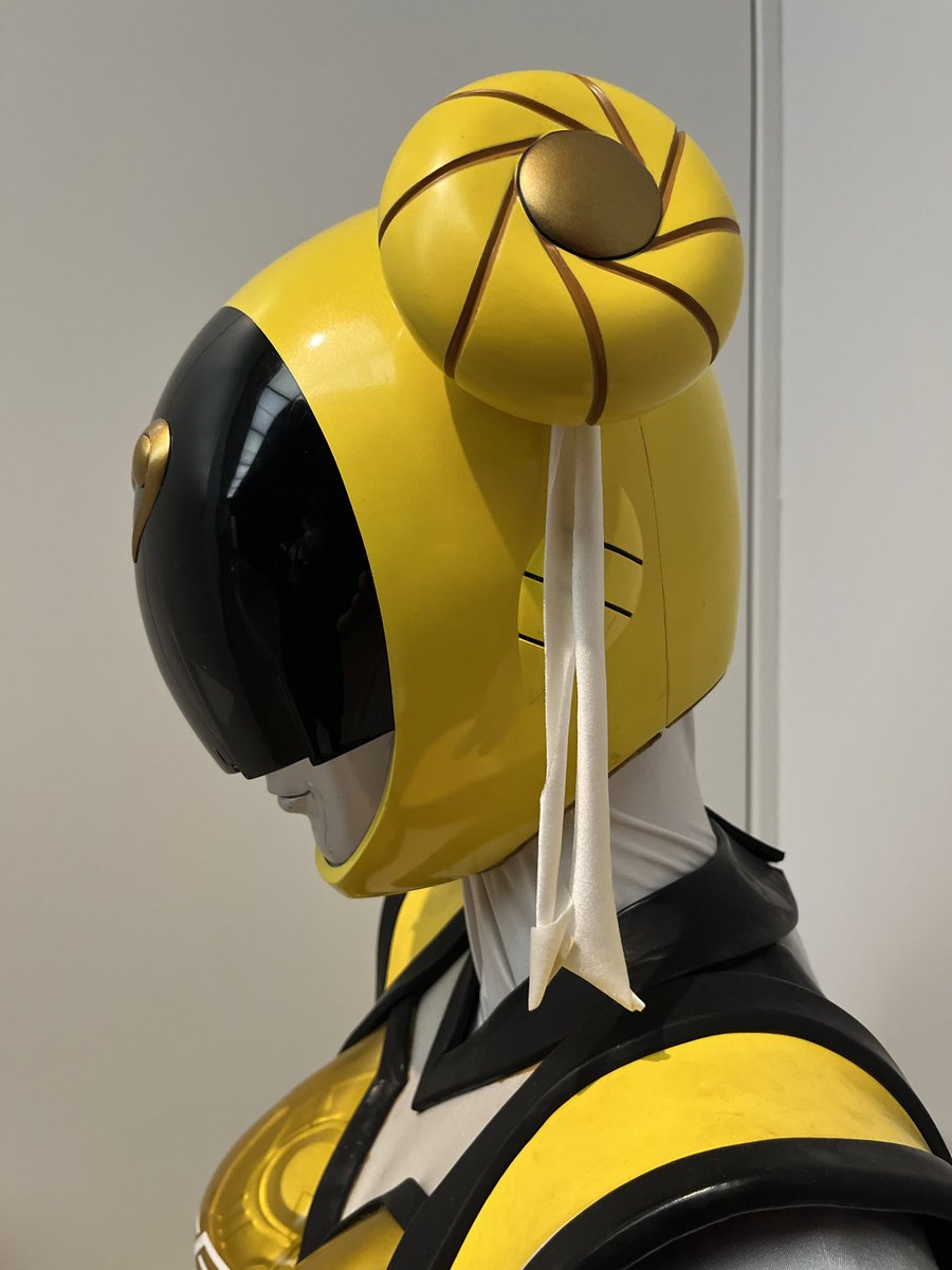 アキバイエロー】 口角が他の2人より上がっている🤔 ＃非公認戦隊