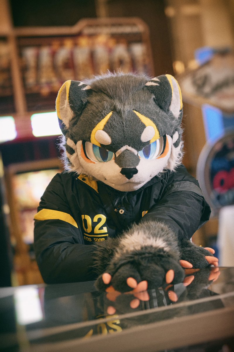 이번 퍼클도 사진쟁이로 갑니다!
열심히 일하고 올게요🥰😘

I'll be taking photos as a media staff
See you in Furstclass!!