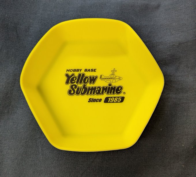新作】 『シリコントレイ イエローサブマリンロゴ』が入荷しました