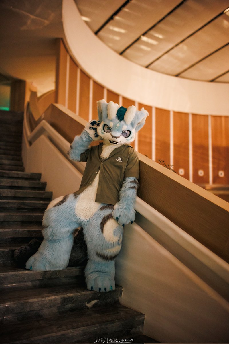 HA！
📷：<a href="/chenyuf2333/">chenyuf2333→异世界</a> 
#FursuitFriday