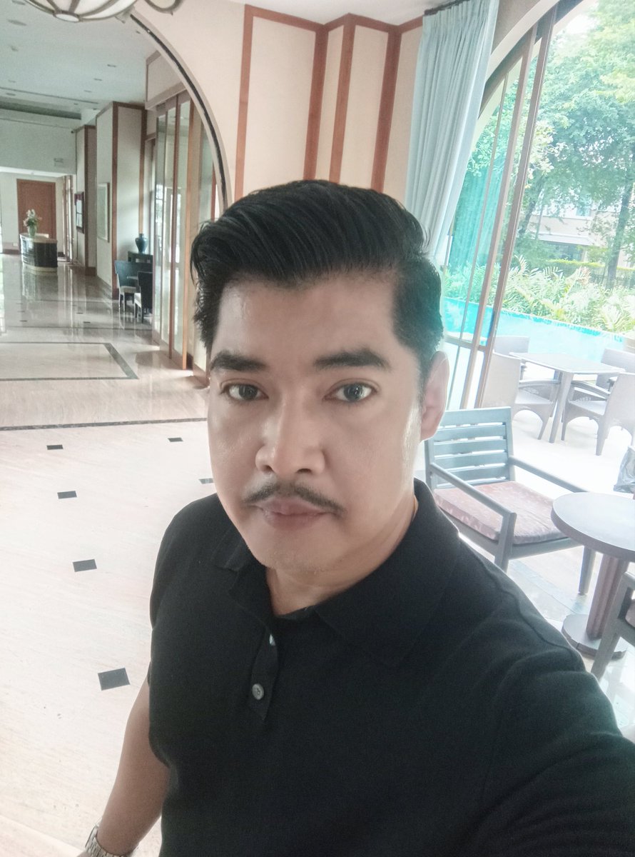 LonelyDragon tweet media