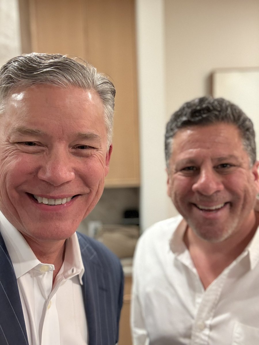 Fab night up in the Northwest Hills of Austin, TX with North Carolina AG Jeff Jackson. Welcome to Texas, General Jackson, and thank you for sharing your optimism for 2026!