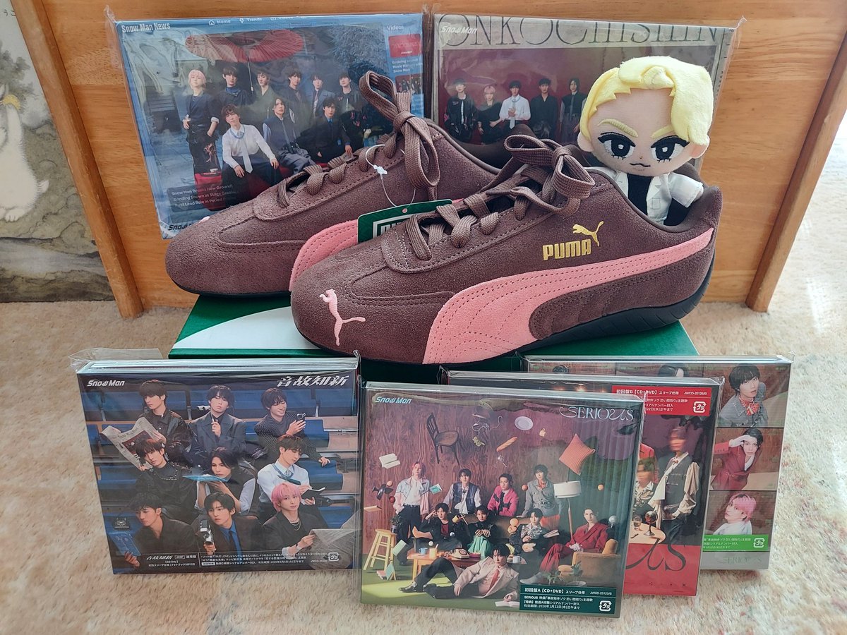 purplelily17's tweet photo. 写真で見るより実物可愛い♡
&履きやすい^_^
#PUMA×#SnowMan
ラウタイプ14足目♡
#OWNYOURMOMENT
#SPEEDCATOG
#ラウール大好き https://t.co/Oc6iViQsSg