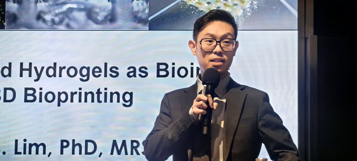 gohchoonfu's tweet photo. Talking along with @Khoonono in #IAMPS #Bangkok, sharing our work on #transdermal delivery of #kratom #mitragynine! #pharmaceutics #drugdelivery #biomaterial https://t.co/R4SeCjn1wA