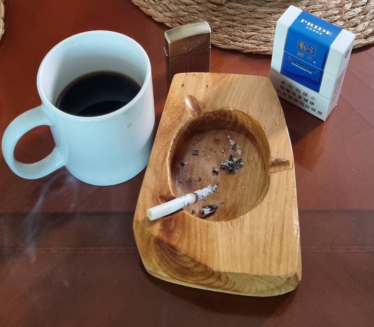 Үдийн цай хөтөлбөрт хамрагдлаа.