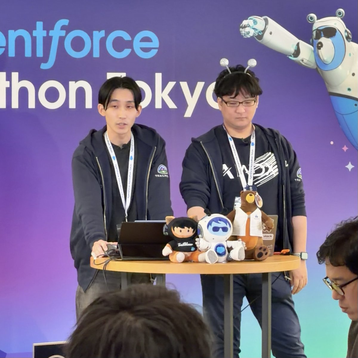 SalesforceDevJP's tweet image. #Agentforce Hackathon Tokyo、休憩明け最初のセッションは ADX Consulting さんです！
Salesforce 上のフリマサイト運営における本人確認書類や商品写真の確認業務を Agentforce で自動化します。
目視確認の負担を大幅に軽減、セキュリティを担保と両立しながら業務効率化に貢献します！
#AHT2025