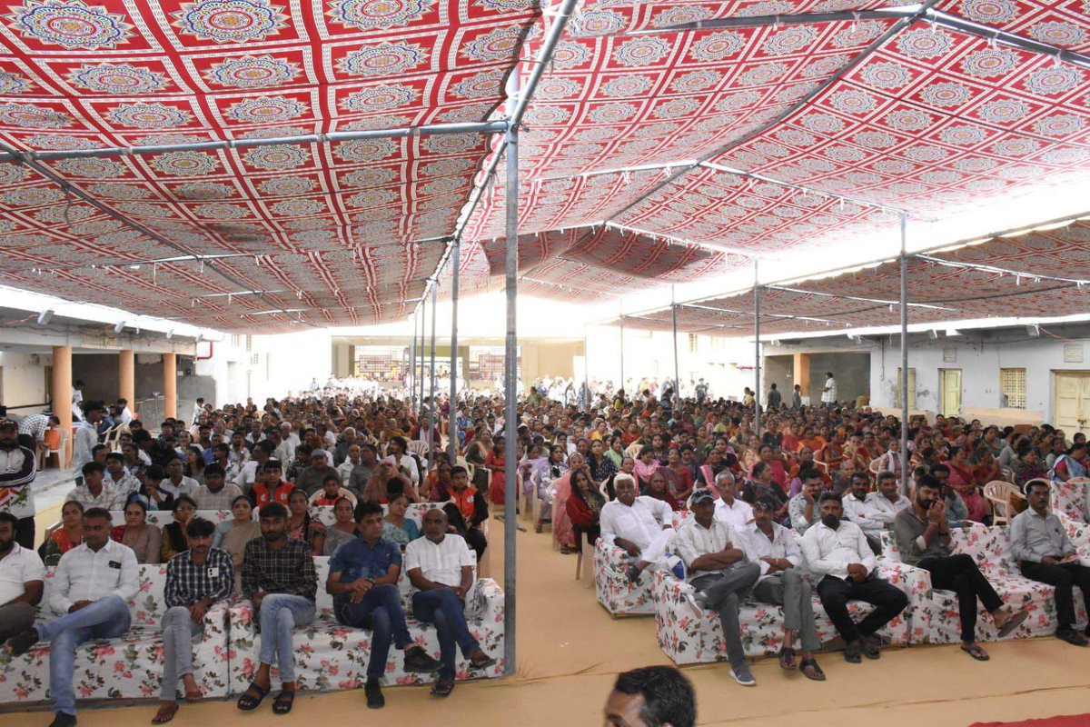 ભગવાન બિરસા મુંડાની ૧૫૦ મી જન્મ જ્યંતિની ઉજવણીના ભાગરૂપે જિલ્લા કક્ષાનો જનજાતિય ગૌરવ વર્ષ ઉત્સવ કાર્યક્રમ.

<a href="/CMOGuj/">CMO Gujarat</a> <a href="/InfoGujarat/">Gujarat Information</a> <a href="/InfoPorbandar/">Info Porbandar GoG</a> <a href="/revenuegujarat/">Revenue Dep. Gujarat</a>