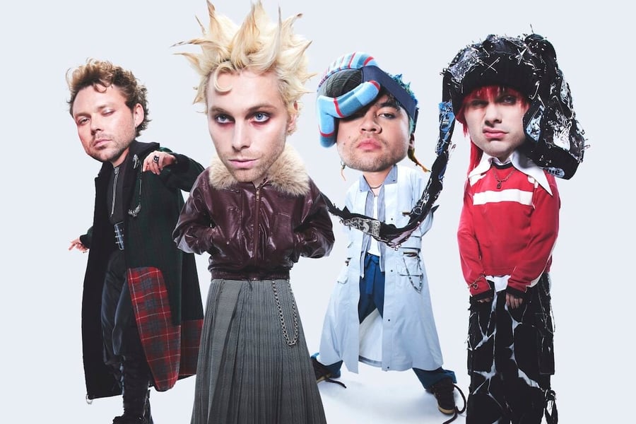 rollingstoneaus's tweet image. ALBUM REVIEW: ‘Everyone’s a Star!’ Is @5SOS&apos; Most Compelling Work Yet

More: au.rollingstone.com/music/music-al…