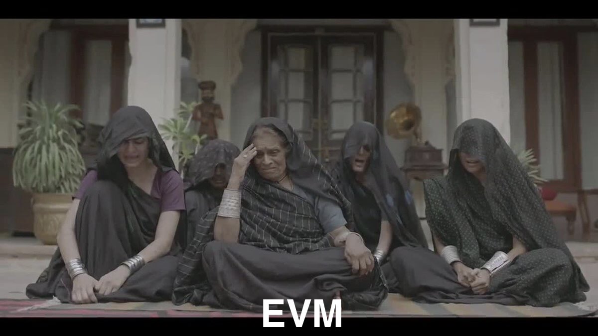 ChanchalPanghal's tweet image. #EVM ka rona shuru kiya jaye…😭😂😂

#BiharElection2025 
#votechori
