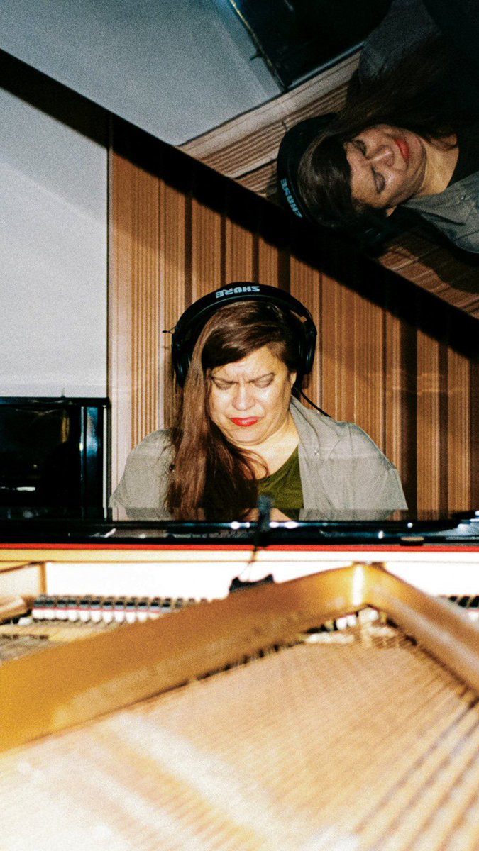 altertango's tweet image. Altertango torna al @parallel62bcn a celebrar el día mundial del tango , i a avançar cançons de su nou disc : “La saga dels marges “ que es gravarà a @SoldeSants  en febrer .