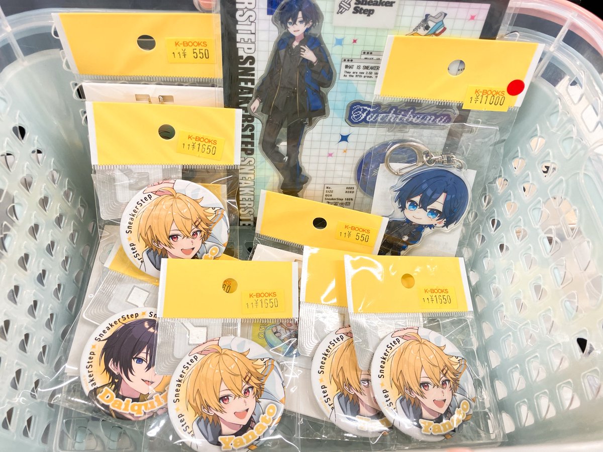 入荷情報】 すにすて SneakerStep 缶バッジ フォト チェキ カード