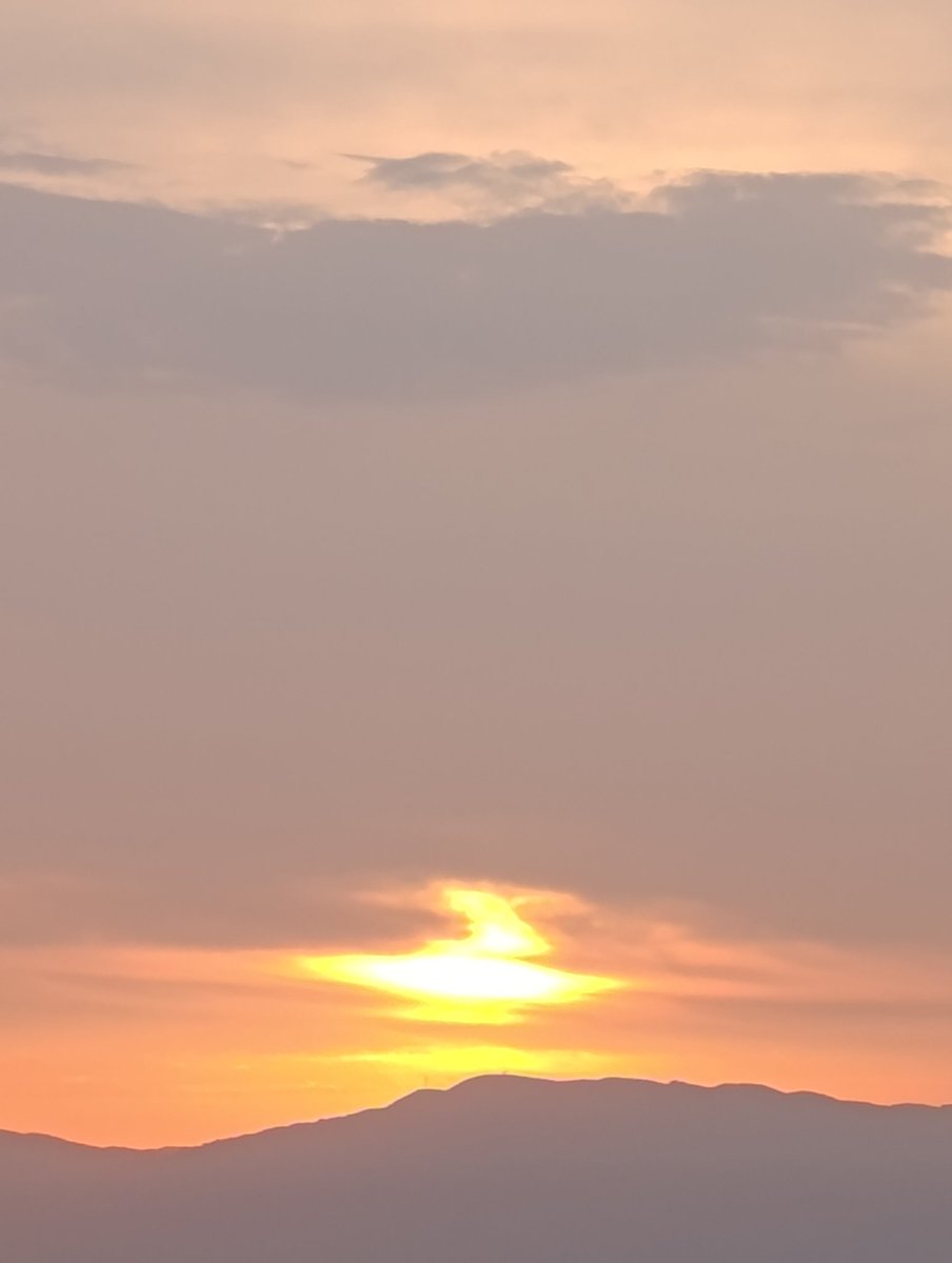 fov_engineer's tweet image. أصبحنا وأصبح الملك لله..