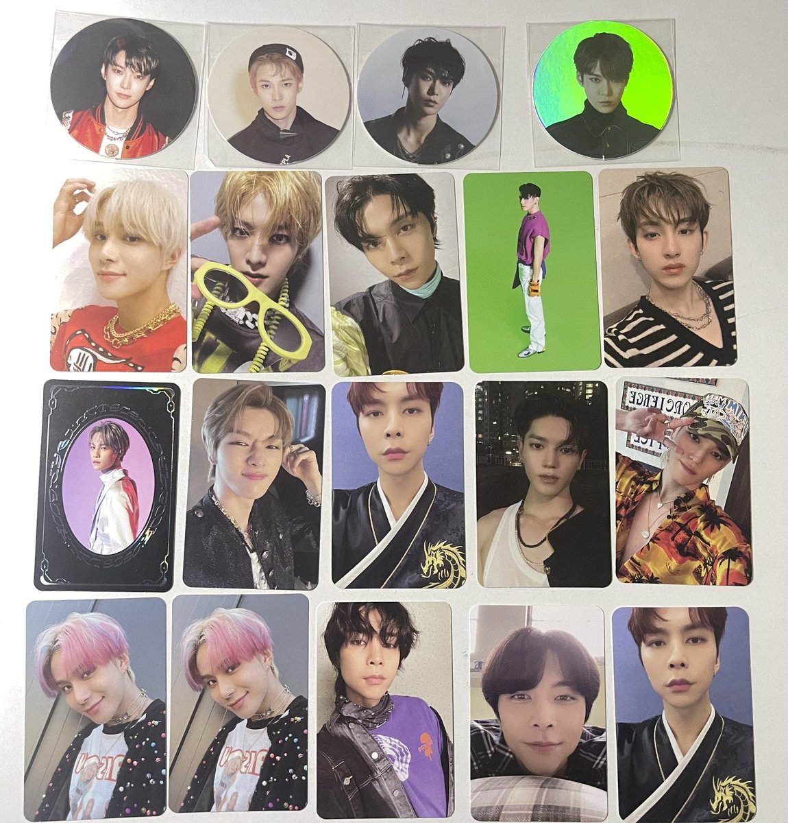 jeeeebeee's tweet image. โละการ์ดบั้มเก่า กองเหมาแจฮยอน
ได้ทั้ง2กอง
1,500฿ 
พร้อมโอนลดได้อีกคับ
#ตลาดนัดnct #ตลาดนัดnct127