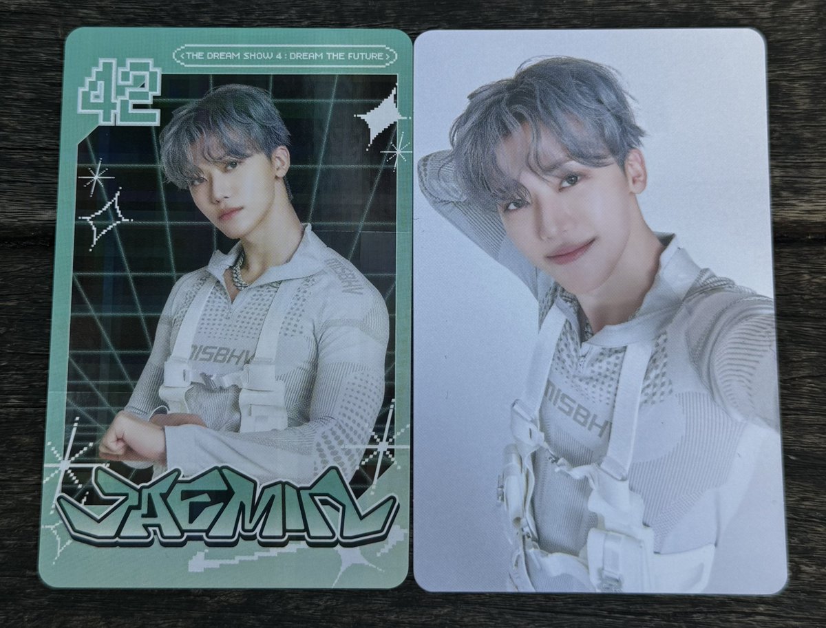 ランダムトレカ ななちゃん出たー！😭 めちゃビジュいいー！！ #JAEMIN