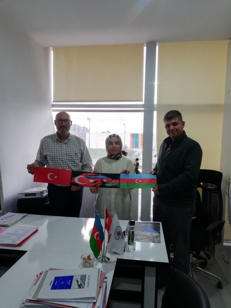 Müdürlüğümüzce Antalya Azerbaycan Kültür ve Dayanışma Derneği ziyaret edildi, dernek yönetimi ile dernek çalışmaları hakkında bilgi alışverişinde bulunuldu.