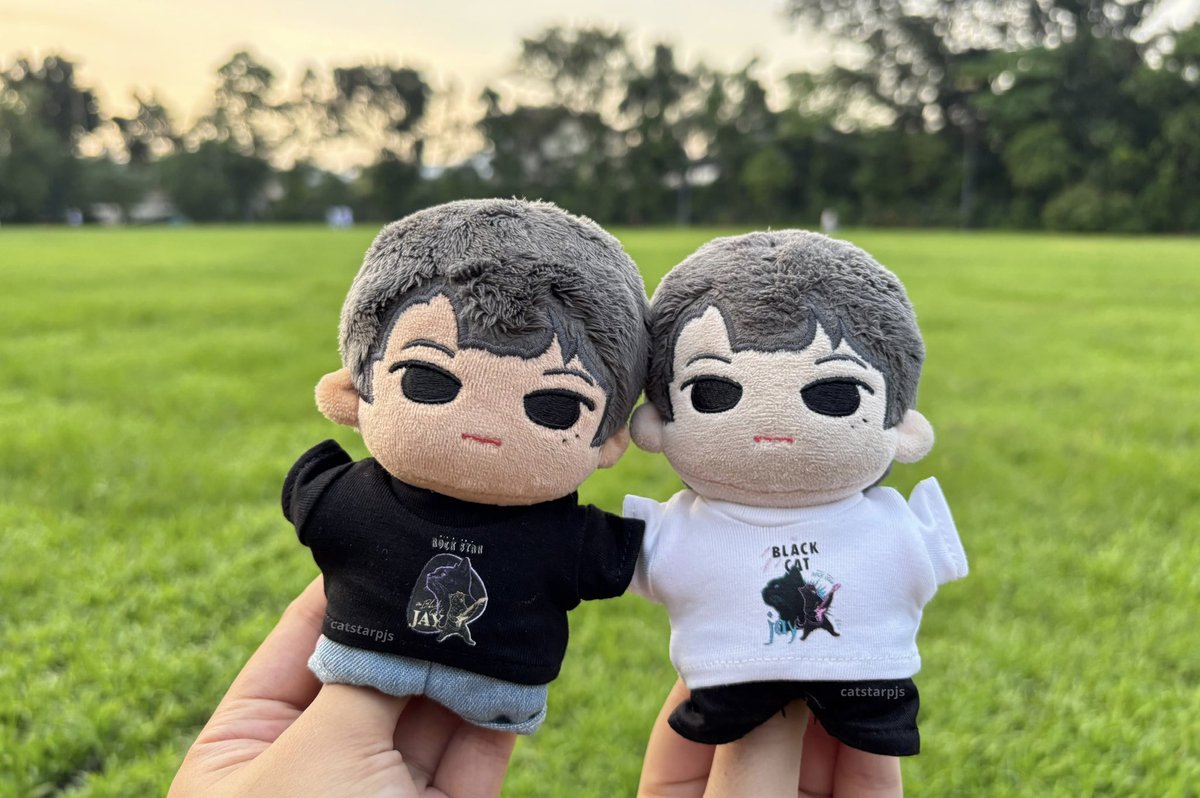 Jay's Family T-shirt (10cm Doll ver.) 🐈‍⬛🎸 — Artist-Made
