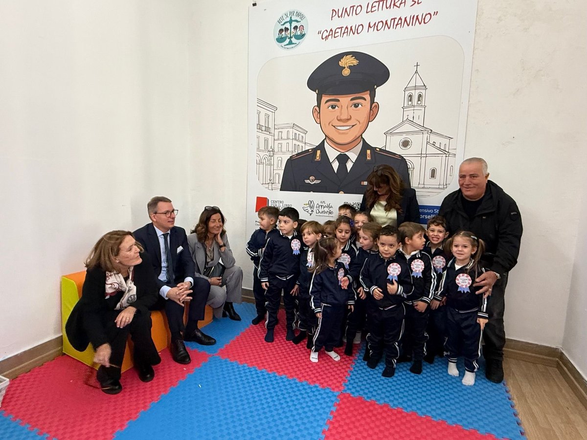 Félicitations à <a href="/accorse/">Académie de Corse</a> et <a href="/IsulaCorsica/">Cullettività di Corsica - Collectivité de Corse</a> pour cette initiative ! La lutte contre les pratiques mafieuses est avant tout une question d’éducation.  
L’<a href="/AssembleeCorse/">Assemblea di Corsica</a> était représentée par <a href="/muriel_fagni/">Muriel Fagni</a>  Présidente de la Commission Education, Culture et Enjeux societaux.