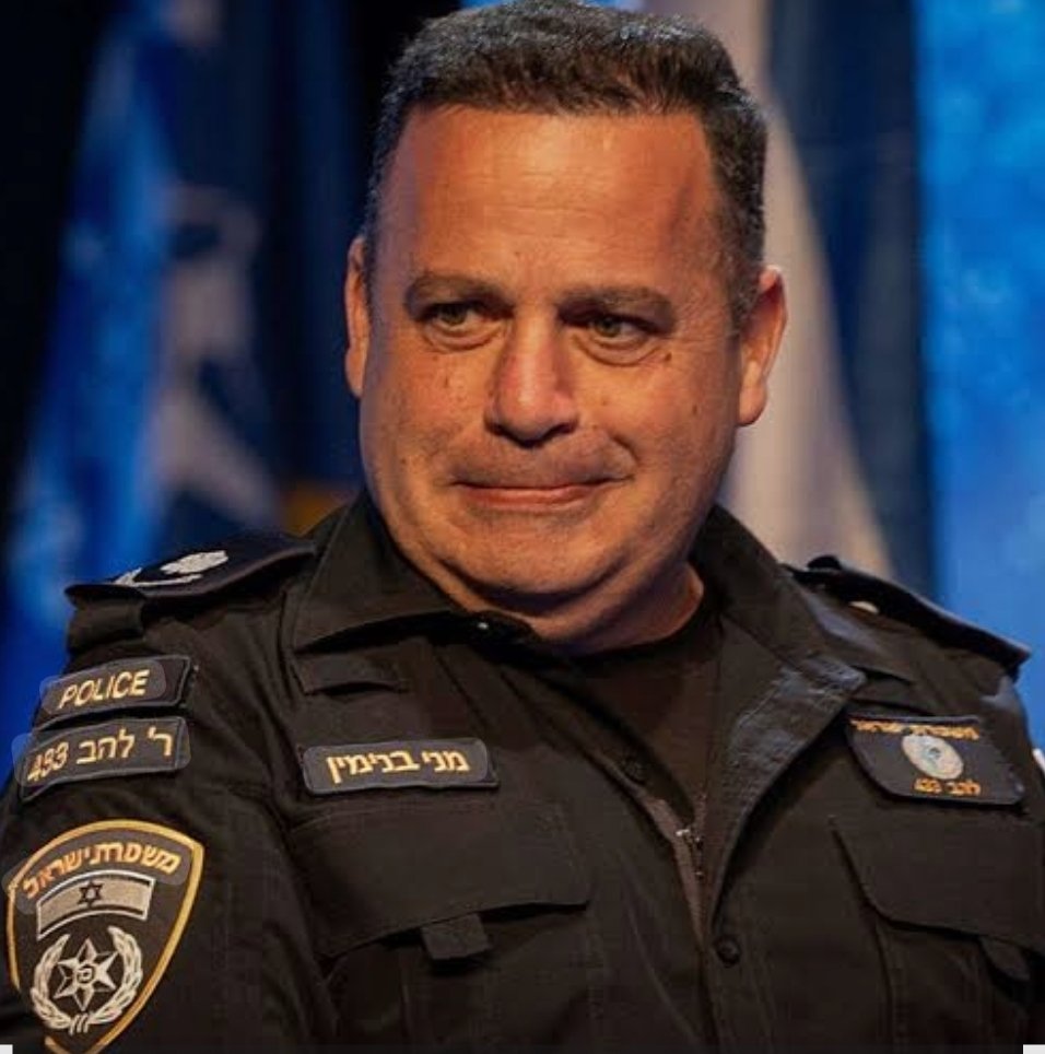 IrisB40573390's tweet image. 🚨🚨🚨
לדעתי, לניצב מני בנימין, ראש להב 433, נעשה סיכול ממוקד, אולי כי הוא העז להתייצב מול המפכ״ל ואיים לחשוף איך מפכ״ל המשטרה מוחזק ע״י גלי בהרב־מיארה והחיבור של המפכ&quot;ל ל&quot;מועדון הניצבים&quot; ❓️
ככה נראית מערכת שמפחדת מהאמת....
@netanyahu @TallyGotliv @NirBarkat @elicoh1…