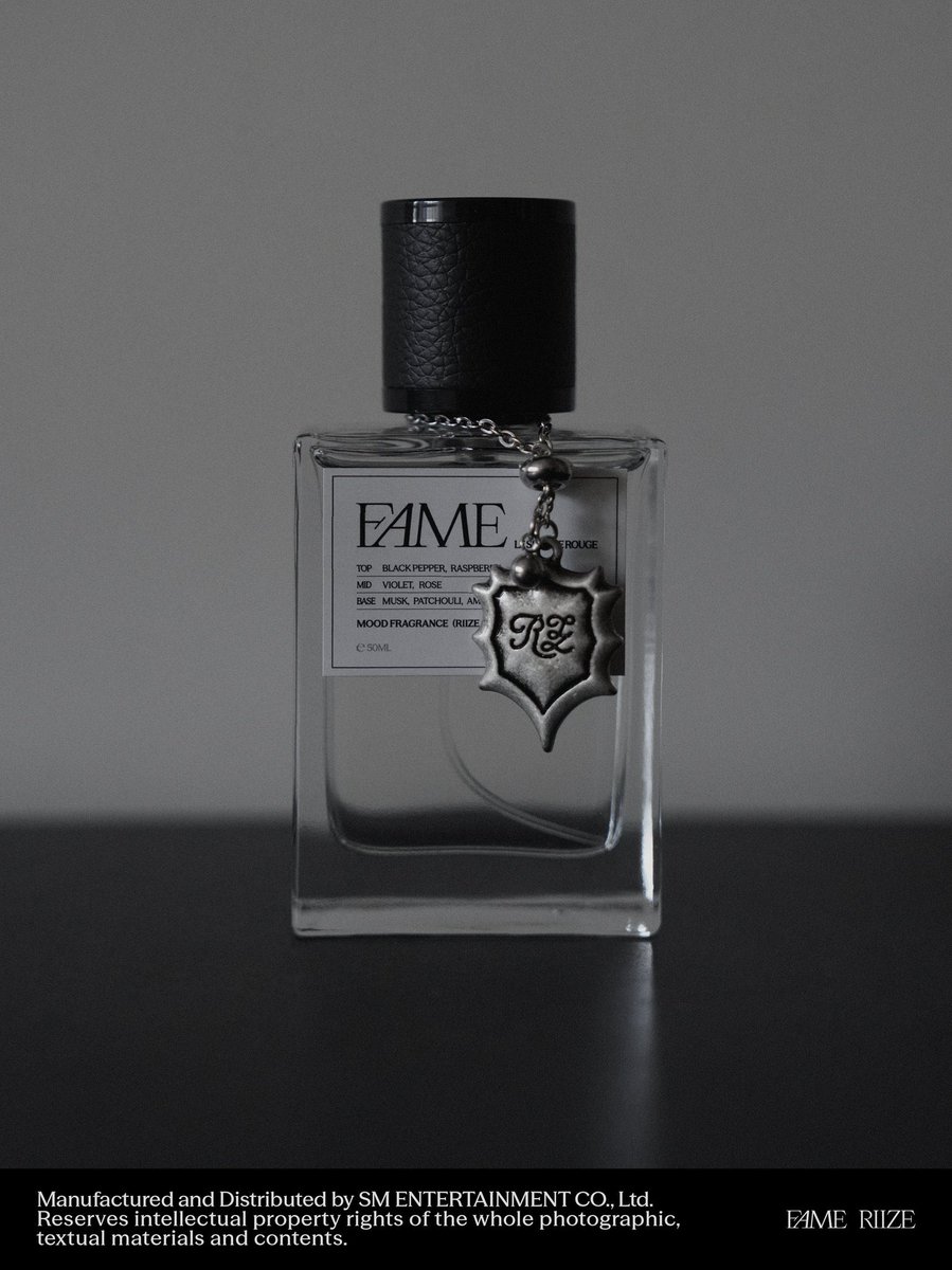 RIIZE “FAME” exhibition merch