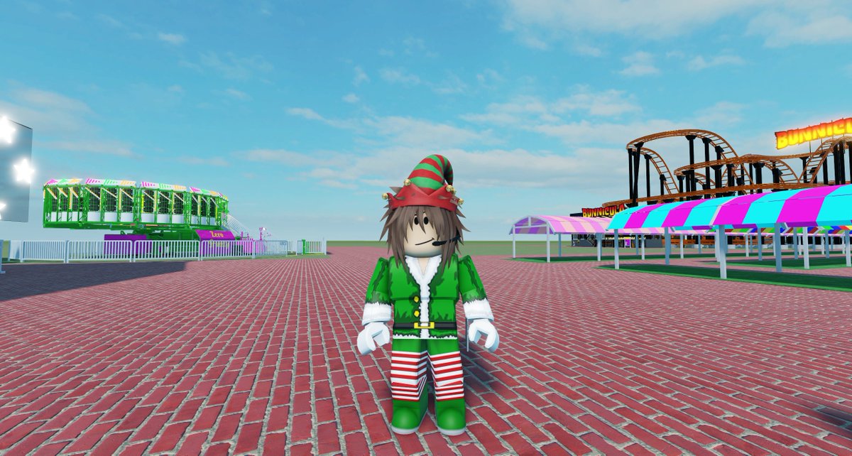 3pedrosa13's tweet photo. I Wearing Elf #ELF #ELFYourself https://t.co/qouE7v9PPr