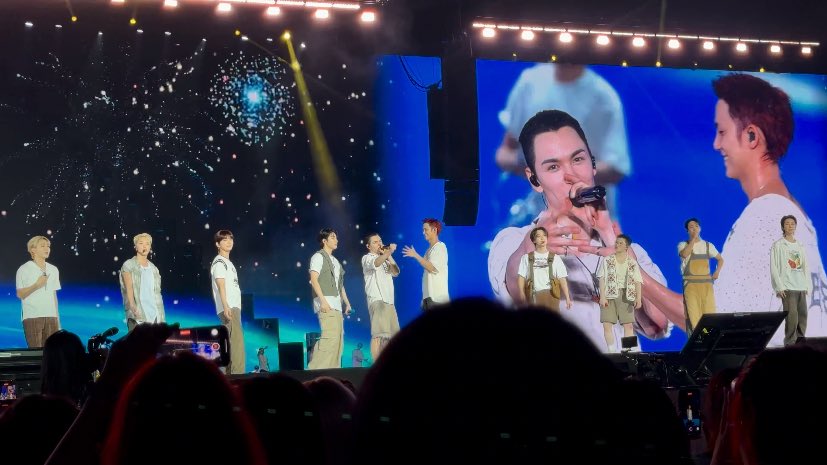 ppueng_ory's tweet photo. ผมคิดถึงคุณ ราชมังคลา https://t.co/zMentOUCZq