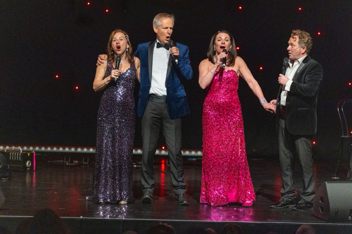 Soaring voices. Glorious harmonies. Pure festive joy.
Don’t miss the Pot-Pourri Christmas Show at Albury Entertainment Centre, 14 Dec at 2:00 PM.
🎟️ Tickets from $25 → alburyentertainmentcentre.com.au/whatson/pot-po…

#LiveMusic #Christmas #Opera