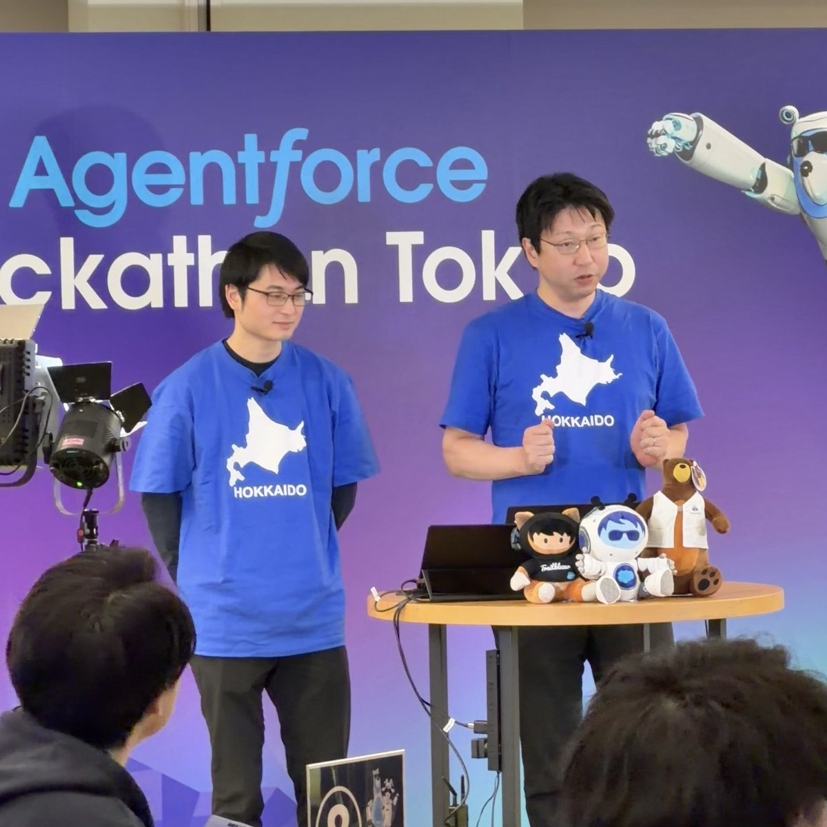 SalesforceDevJP's tweet image. #Agentforce Hackathon Tokyo、休憩明けは 株式会社キットアライブ さんです！
移住希望者への提案最適化、移住後フォローアップを行い、少数精鋭での運用を目指す自治体向けの AI サービスです。
職員の属人化されたノウハウや非効率業務を、AI がデータに基づき自動化・体系化します！
#AHT2025