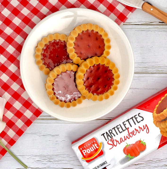 holicatyou's tweet image. 🍵차와 즐기기 좋은 🇫🇷본마망 버터 마들렌이랑 🍓딸기타르트가 세일가에 들어와있습니당. 🍂가을간식 필요하신 분들 5시전에 오시면 오늘 발송가능입니당. 천천히 구경이나 하다가셔여☕️cheesequeen.co.kr/goods/catalog?…