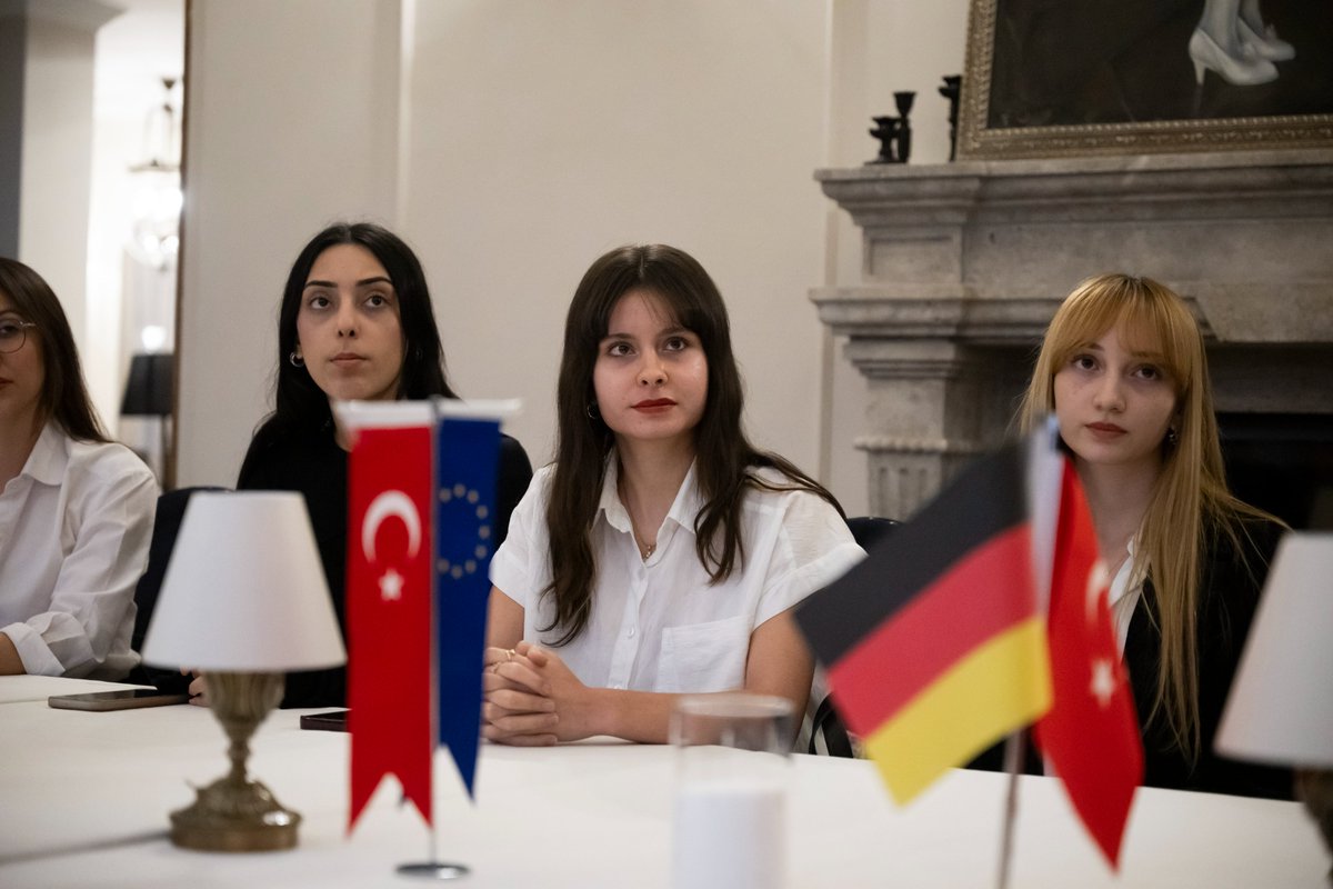 Mersin IR - Uluslararası İlişkiler tweet media