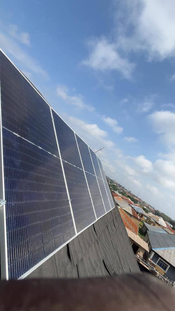 kingrubytech's tweet image. 1 x 6.2kva solar hybrid inverter 
6 x 600w bifacial solar panel 
1 x 5kwh lithium battery installed by us dm for yours
☎️07067579674

Strategy Kristi Noem Super Eagles Osimhen Ezra Gabon Department of War Rema Omah Lay SeyiIwobi&quot;Victor Osimhen #FIFAWCQ Benjamin Fredrick