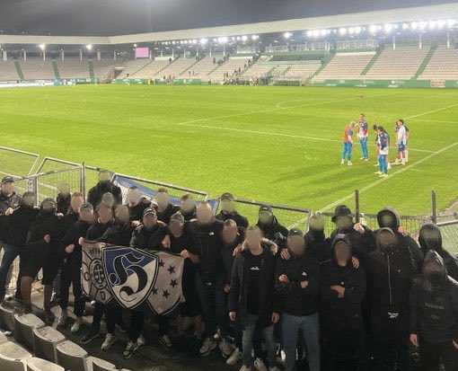 Cegobe79's tweet image. Feliz fin de semana Gamberros ☠️☠️☠️ @FrenteBlanquia1