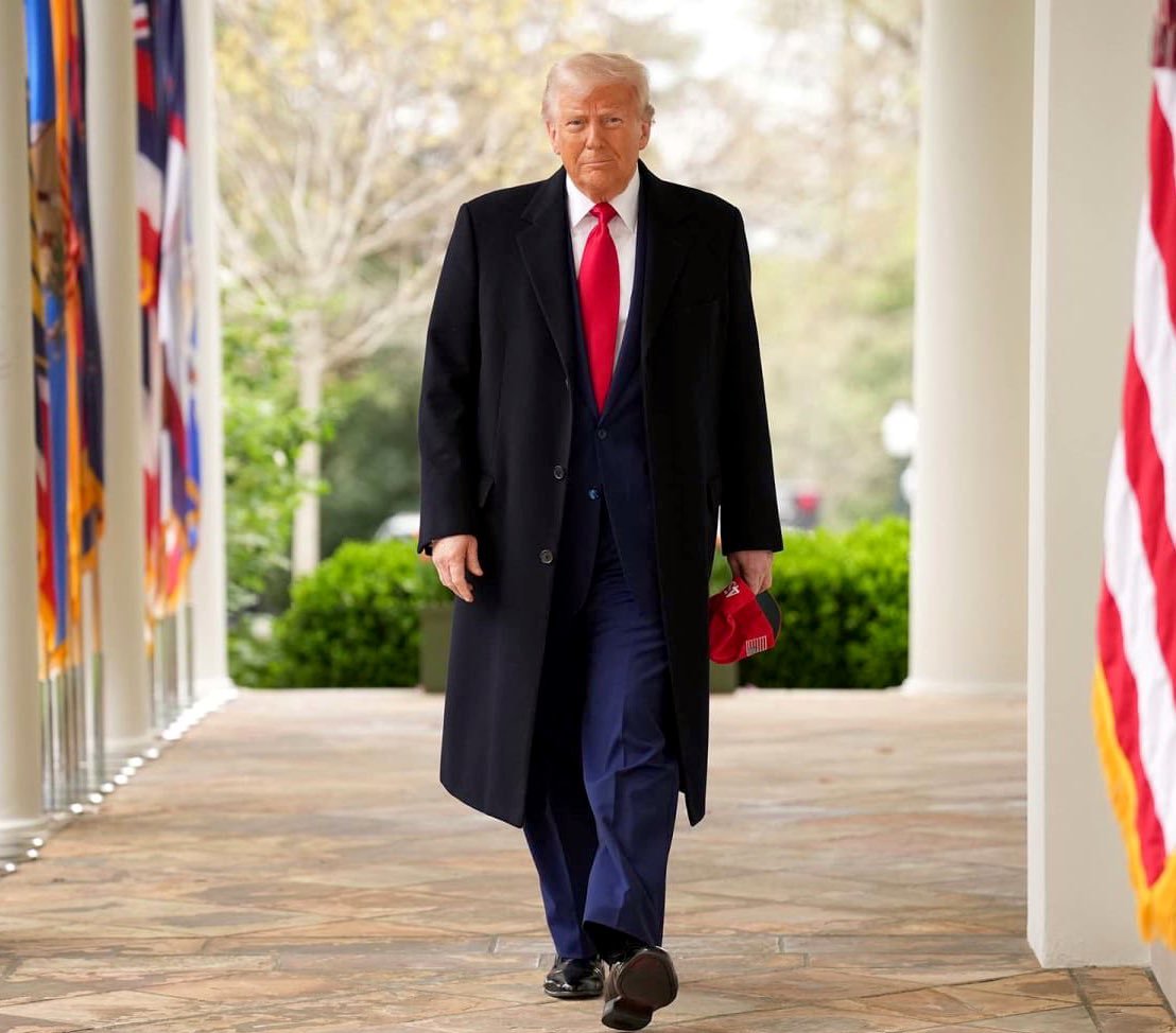 cryptorover's tweet image. 🇺🇸 President Trump said “The U.S. economy will boom in the next 5 to 6 months”