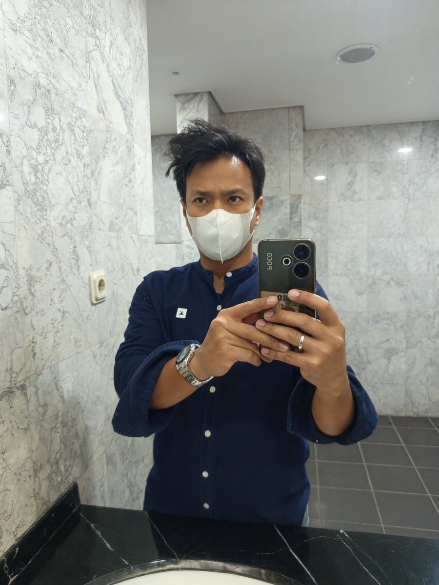 TopengIronMan's tweet photo. @erinawuri Gak usah macem-macem.. Nih sama juga yg lokalnya.... https://t.co/JgmdHzitGx