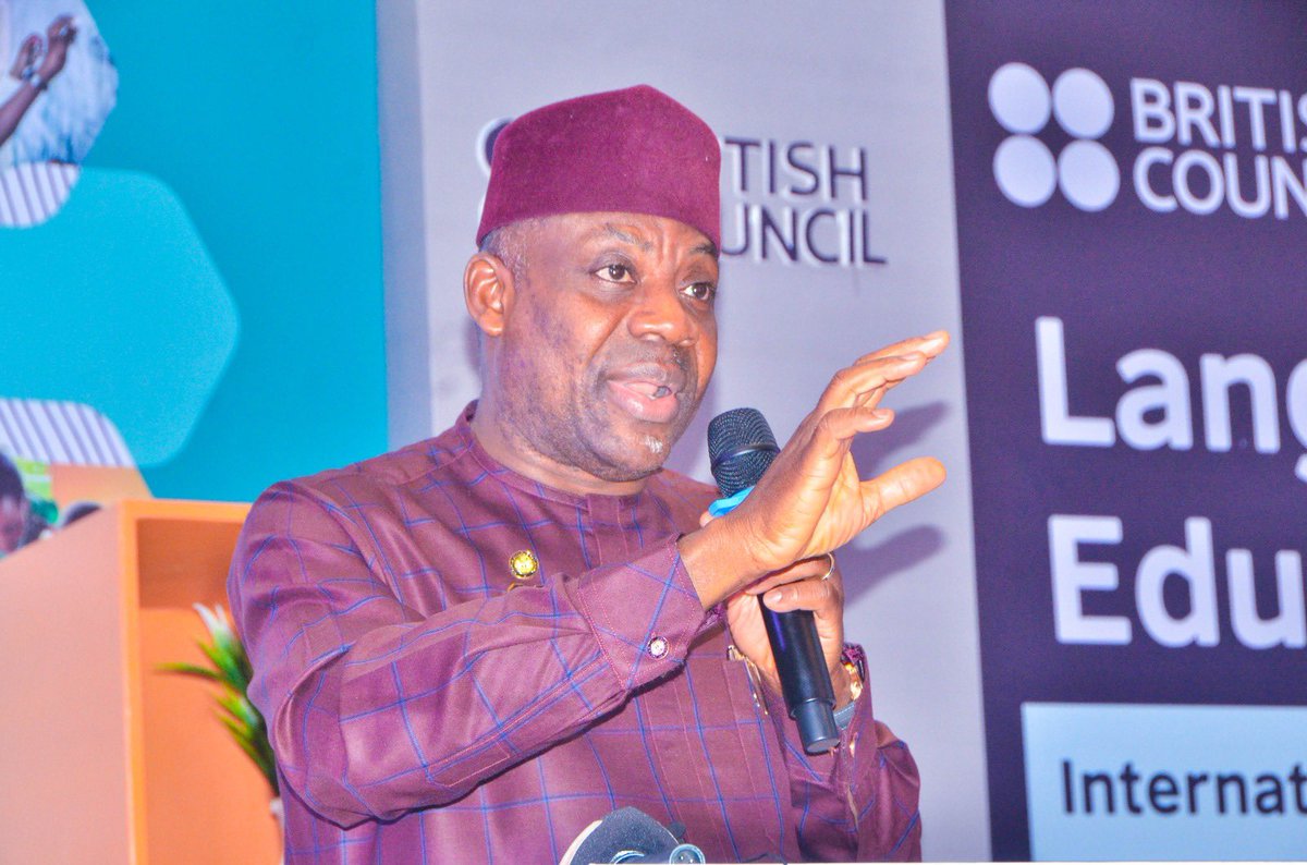 voiceofnigeria's tweet image. Nigeria has reaffirmed English as the official language of instruction across all schools. The announcement came at the 69th National Council on Education meeting in Akure as part of wider reforms to strengthen learning and unity.

#Nigeria #Education #LanguagePolicy #NCE #Reform