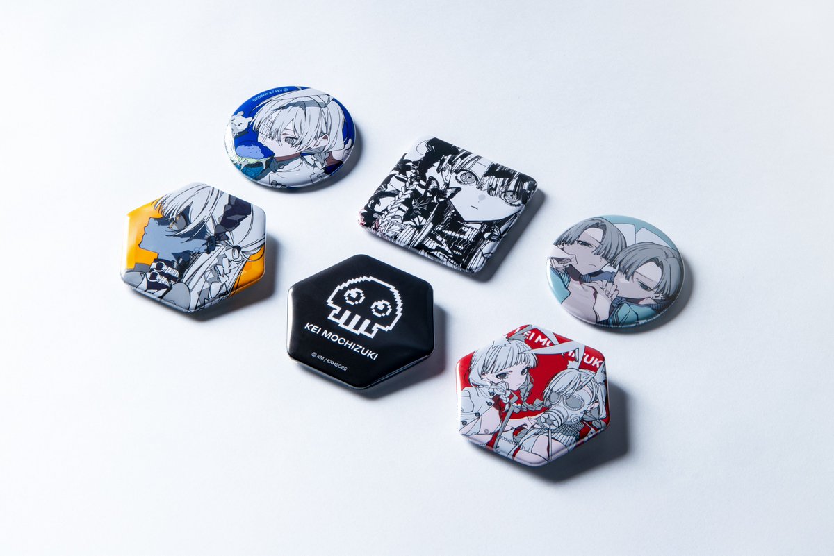 ✦✦✦ 望月けい個展 グッズ紹介 ✦✦✦ □缶バッジセット □クリア