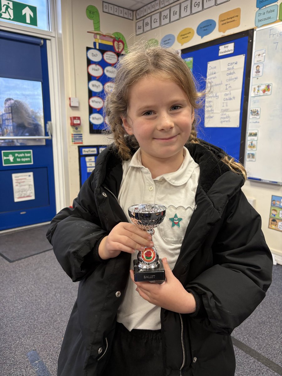 latimerprimary's tweet image. Well done to Navy in #ClassKB for receiving a trophy for her Ballet.  
Great to hear lots of Latimer children are active out of school hours. #activelatimer
#proudofyou #latimercares