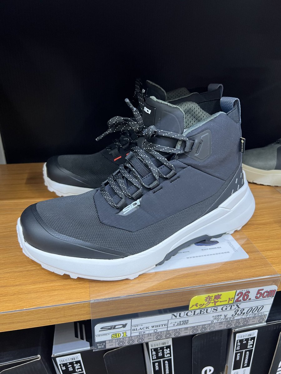SIDIのシューズが入荷しました！ お店の在庫以外にもお取り寄せもでき