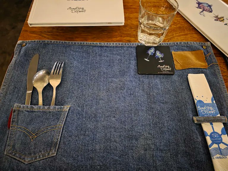 CardNiti's tweet photo. And dinner at Something Different... https://t.co/zIp1hd92dF