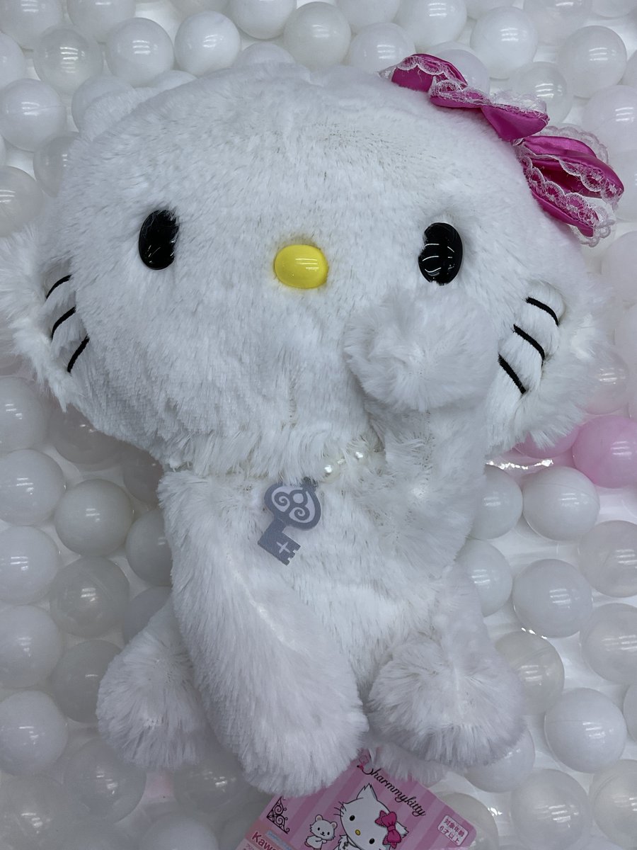 プライズ入荷情報】 『チャーミーキティ 毛づくろいBIGぬいぐるみ