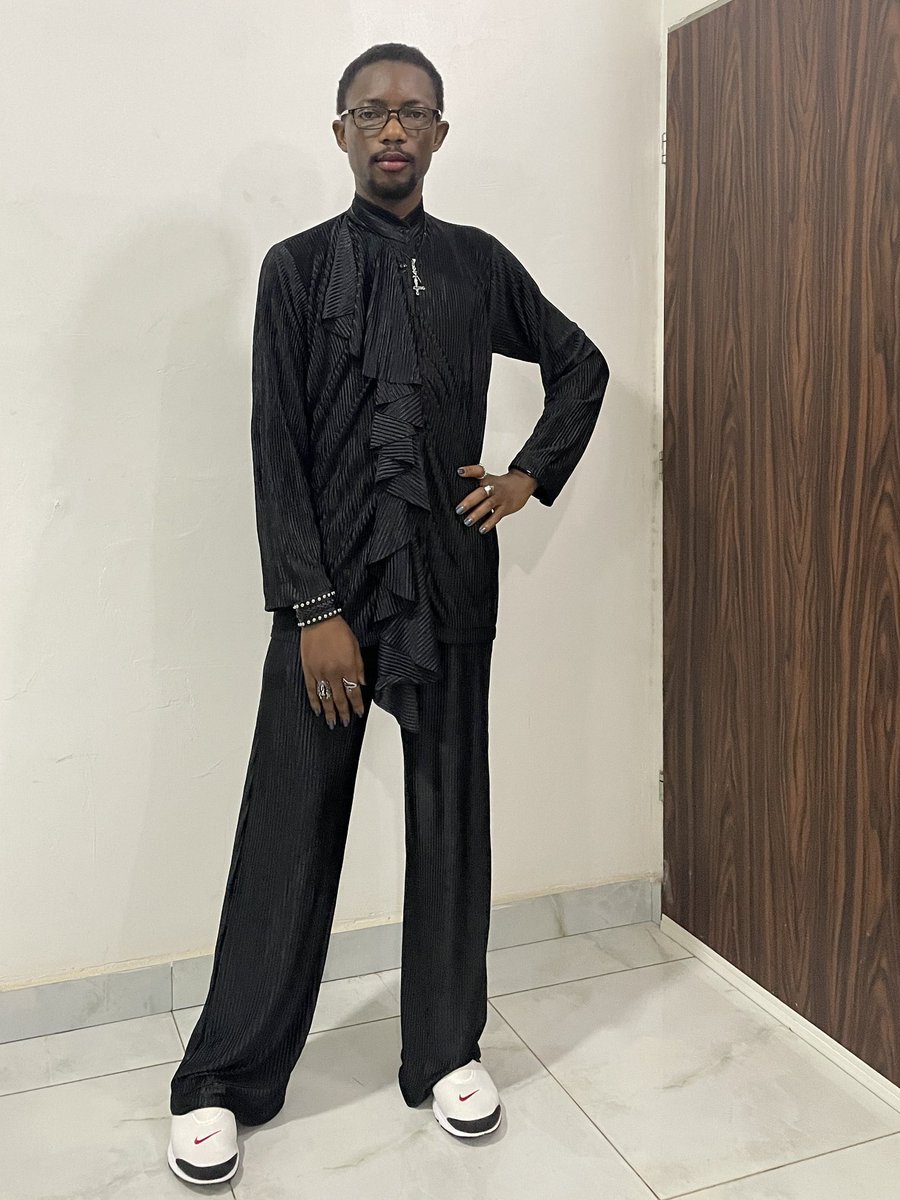 yabaleftonline's tweet image. BREAKING: Paystack suspends co-founder Ezra Olubi, following allegations of sexual misconduct.