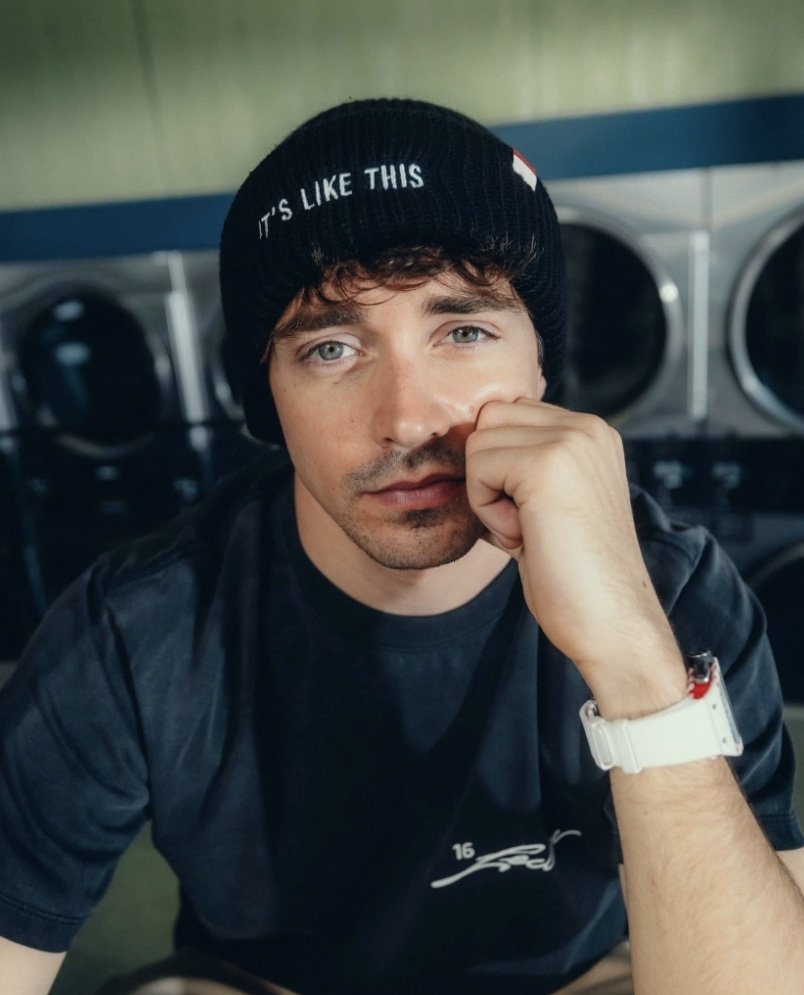 NOT THE ITS LIKE THIS BEANIE 😭😭 THIS MAN